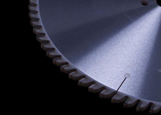 OEM Japonês 14 polegadas vaivém TCT Circular Saw lâmina de aço