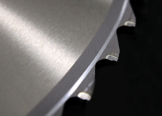 grzywny 60 Ząb koło Cięcie metalu Brzeszczoty 460mm typ wyrzucane