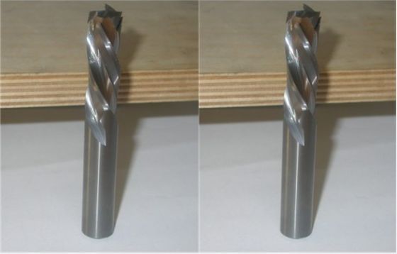 Micro dos bocados do carboneto do CNC - bocados contínuos da espiral da compressão da flauta do carboneto três da grão para cortar a madeira macia
