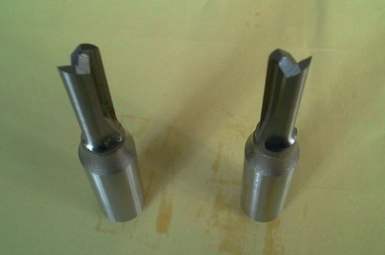 TC0111 CNC ο δρομολογητής δάγκωσε το ευθύ κομμάτι Straignt καρβιδίου φλαούτων στερεό με την κνήμη χάλυβα