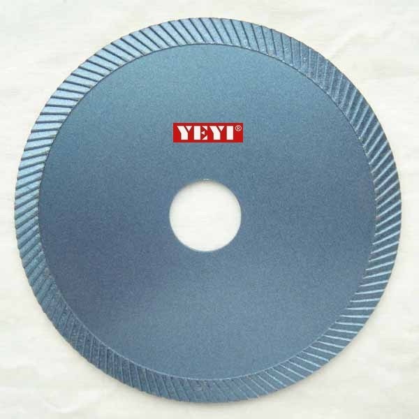 Estilo sinterizado de Turbo de las hojas de sierra del diamante muy bien para cortar el tubo de cerámica, bordillos, vidrio de fibra