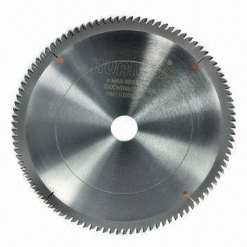 Le traitement d'aluminium scie l'alliage de lame, utilisé pour couper l'aluminium et d'aluminium et le métal non ferreux 